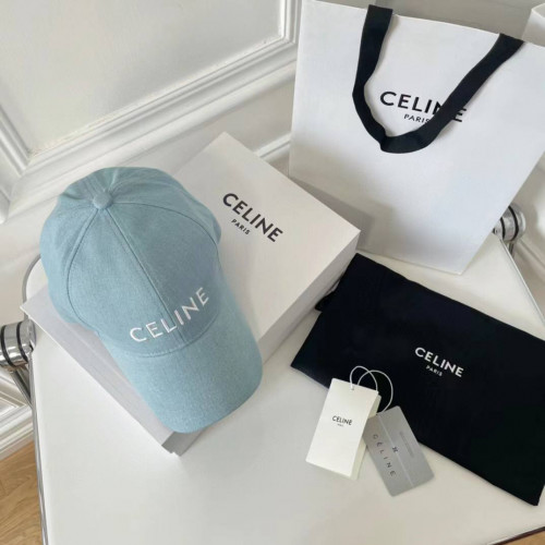 Бейсболка Celine голубого цвета