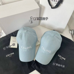 Бейсболка Celine голубого цвета