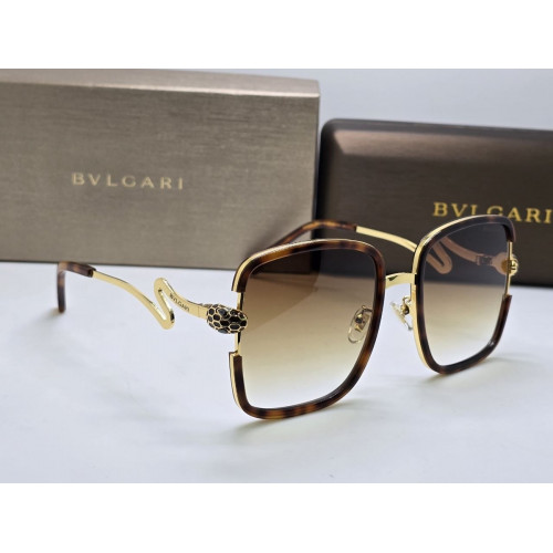 Очки Bvlgari золотистого цвета