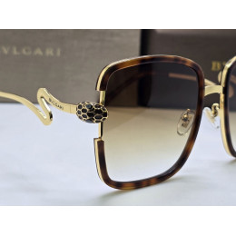 Очки Bvlgari золотистого цвета