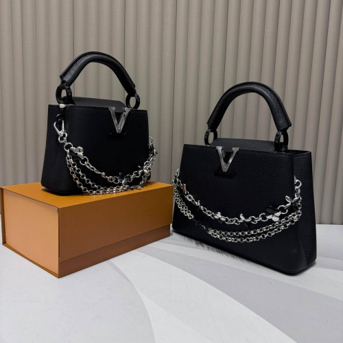 Сумка Louis Vuitton черного цвета