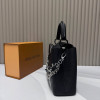 Сумка Louis Vuitton черного цвета