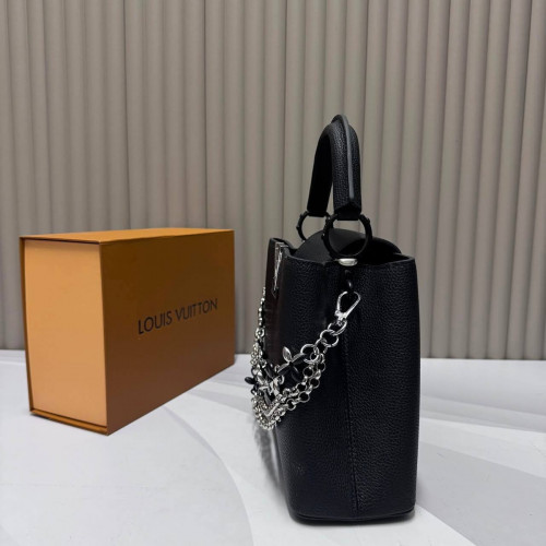 Сумка Louis Vuitton черного цвета