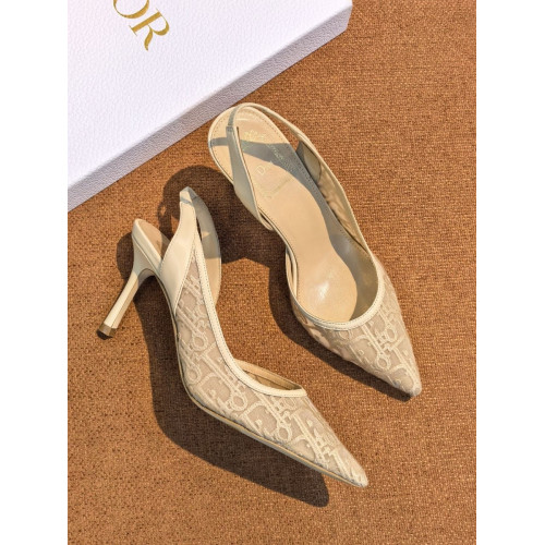 Туфли Dior бежевого цвета