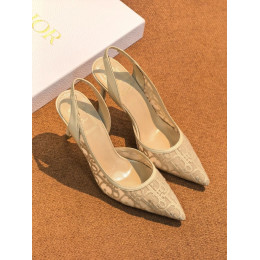 Туфли Dior бежевого цвета