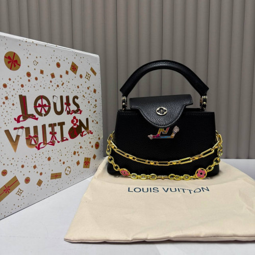 Сумка Louis Vuitton черного цвета