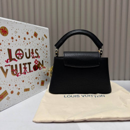 Сумка Louis Vuitton черного цвета