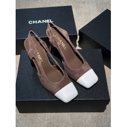 Туфли Chanel коричневого цвета