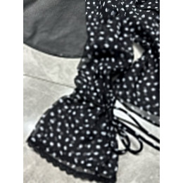 Блузка Yves Saint Laurent черного цвета