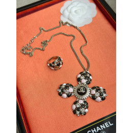 Кулон Chanel