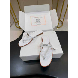Шлепанцы Hermes белого цвета