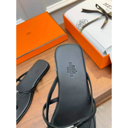 Шлепанцы Hermes черного цвета