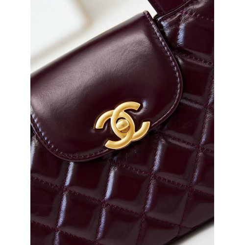 Сумка Chanel бордового цвета