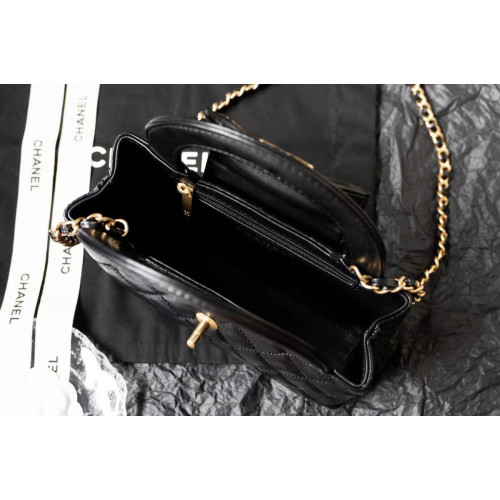 Сумка Chanel черного цвета