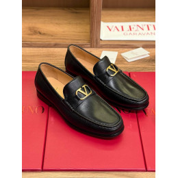 Лоферы Valentino черного цвета