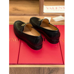 Лоферы Valentino черного цвета