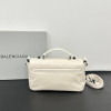Сумка Balenciaga белого цвета