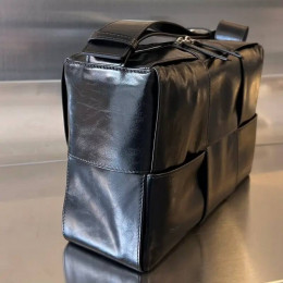 Сумка Bottega Veneta черного цвета