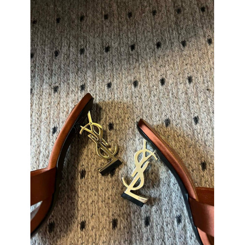 Сабо Yves Saint Laurent оранжевого цвета