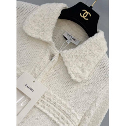 Кардиган Chanel бежевого цвета