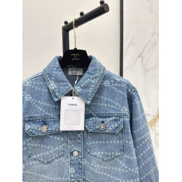 Куртка Chanel голубого цвета