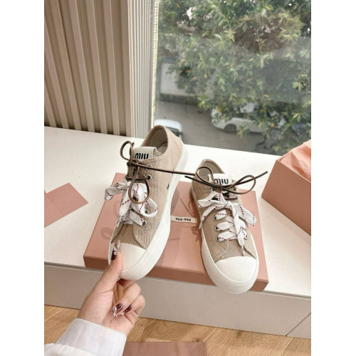 Кеды Miu Miu бежевого цвета