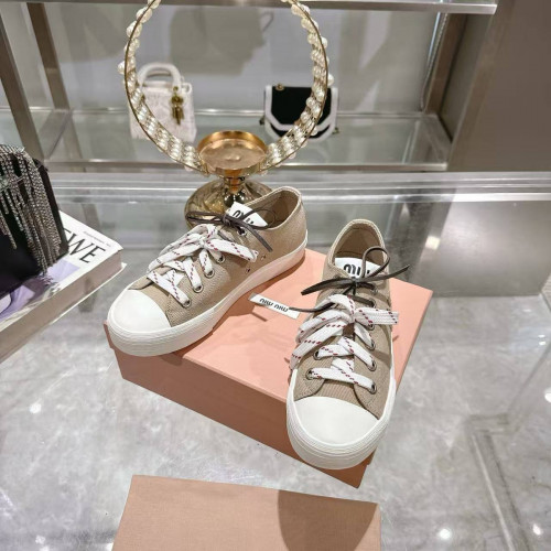 Кеды Miu Miu бежевого цвета