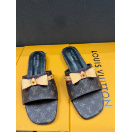 Шлепанцы Louis Vuitton коричневого цвета