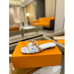 Шлепанцы Louis Vuitton белого цвета