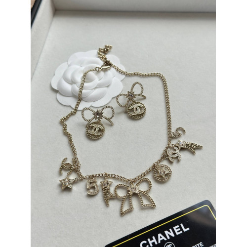 Серьги Chanel
