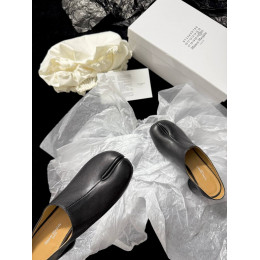 Мюли Maison Margiela черного цвета