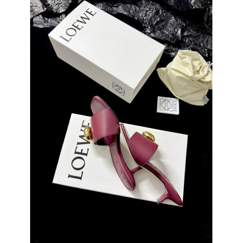 Сабо Loewe бордового цвета