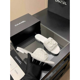 Шлепанцы Chanel белого цвета