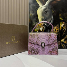 Сумка Bvlgari фиолетового цвета