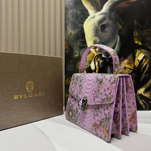 Сумка Bvlgari фиолетового цвета
