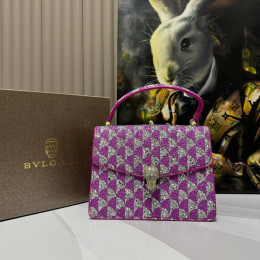 Сумка Bvlgari фиолетового цвета