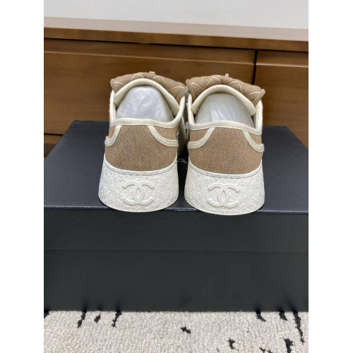 Кеды Chanel бежевого цвета