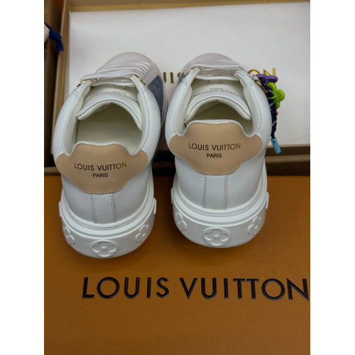 Кроссовки Louis Vuitton белого цвета