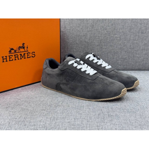 Кроссовки Hermes серого цвета