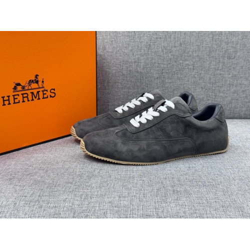 Кроссовки Hermes серого цвета