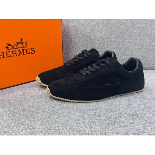 Кроссовки Hermes черного цвета