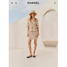 Костюм Chanel бежевого цвета