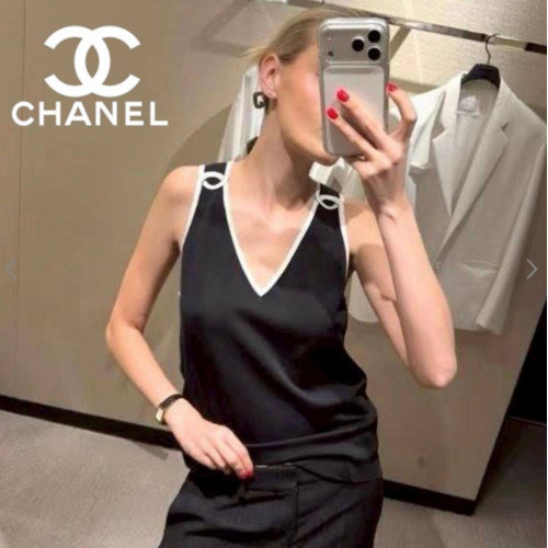 Топ Chanel белого цвета