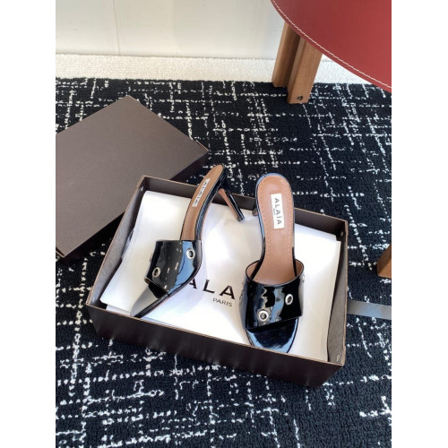 Сабо Alaia черного цвета