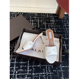 Сабо Alaia белого цвета