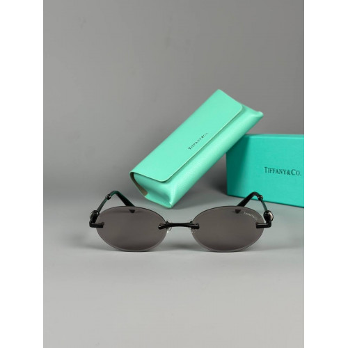 Очки Tiffany & Co. черного цвета