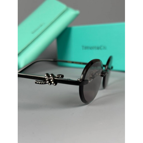 Очки Tiffany & Co. черного цвета