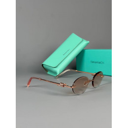 Очки Tiffany & Co. розового цвета