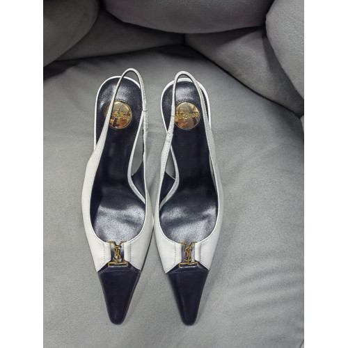 Туфли Yves Saint Laurent белого цвета