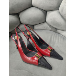 Туфли Yves Saint Laurent красного цвета